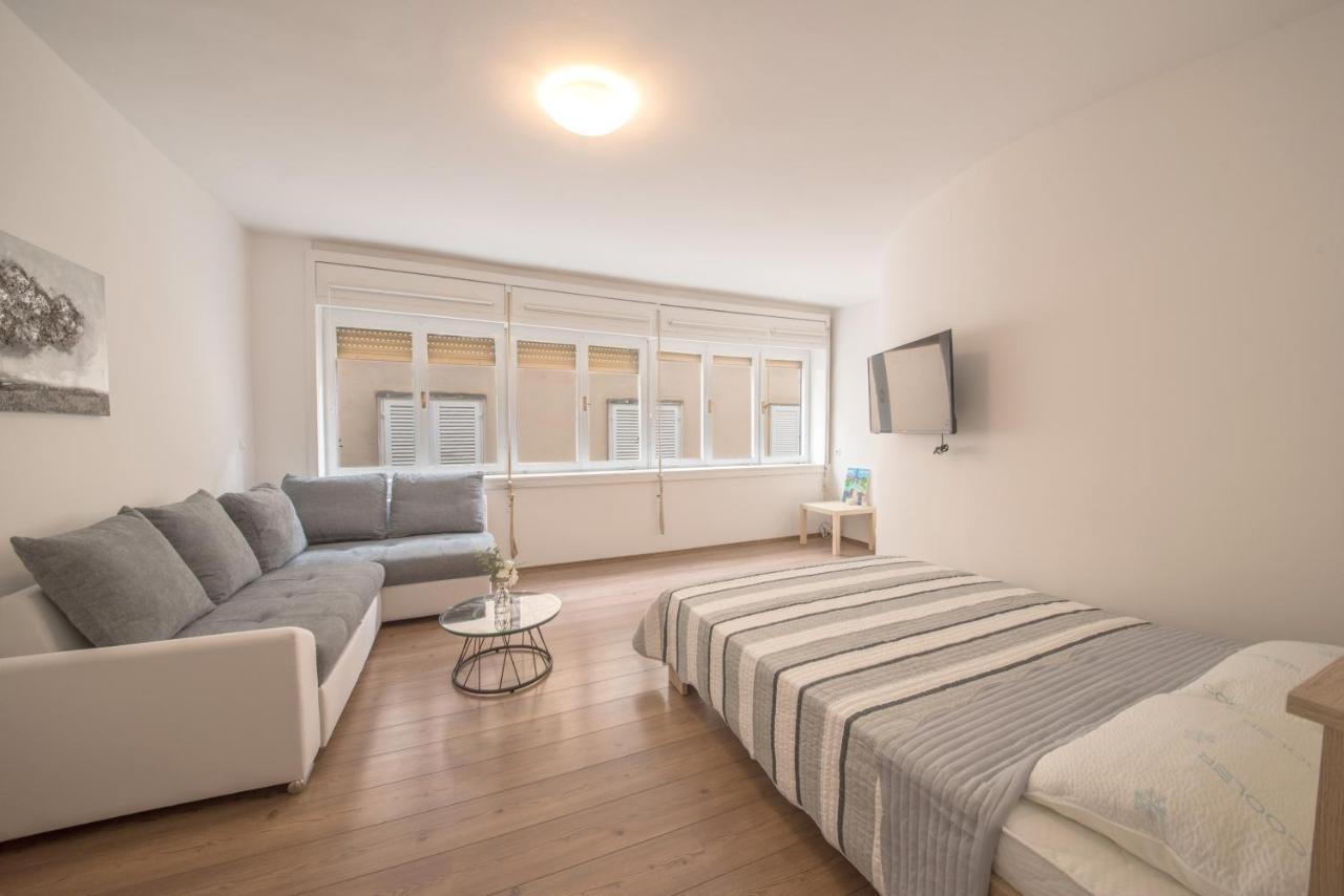 Aurora Apartman Zára