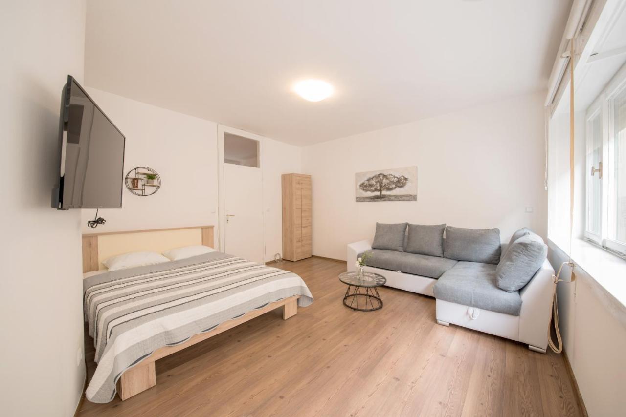 Apartment Aurora